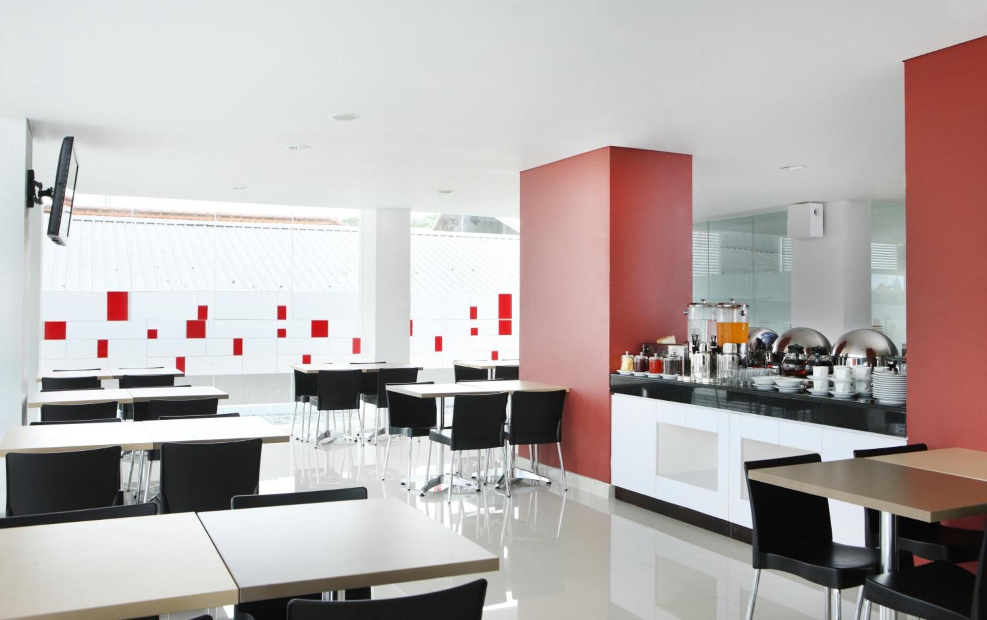 Amaris Hotel Malang Dış mekan fotoğraf