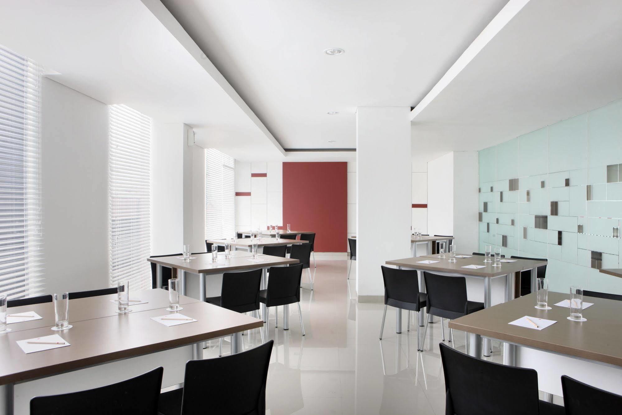 Amaris Hotel Malang Dış mekan fotoğraf