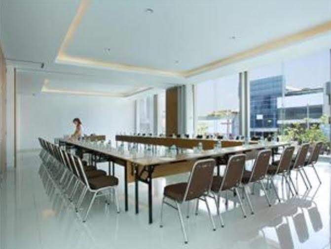 Amaris Hotel Malang Dış mekan fotoğraf
